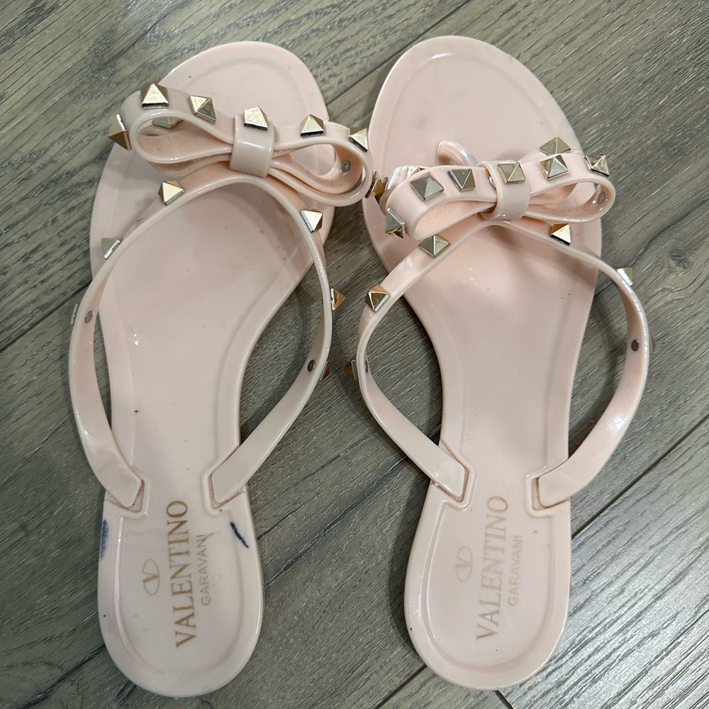 Valentino Garavani size 38 Rockstud PVC flats with bow